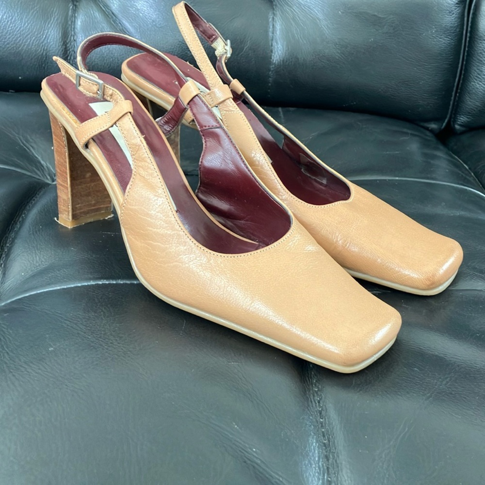 Women's Tan Slingback Block Heel Pumps